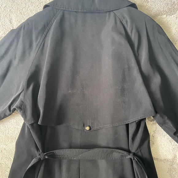 Elegant Black Trench Coat - Picture 12 of 15